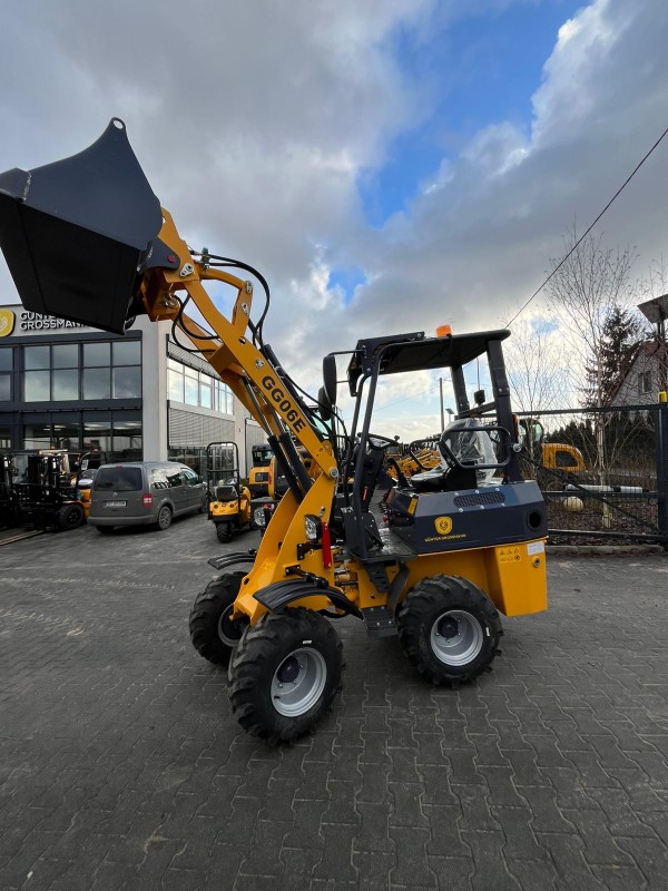 ładowarka elektryczna przegubowa gg06e.jpeg