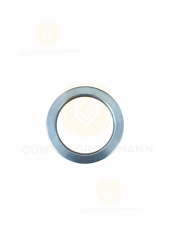 Gniazdo uszczelniacza olejowego przedniej osi G70x.png