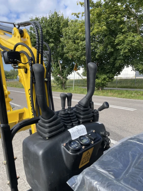 GG850 (27).jpeg