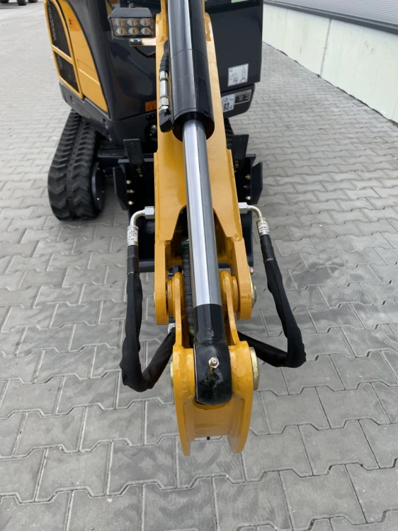 GT1700C (26).jpeg