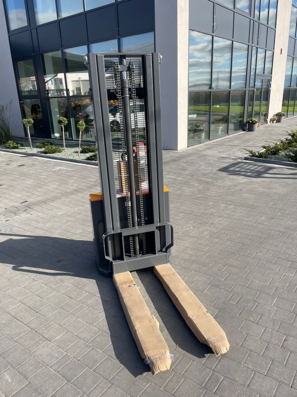 WhatsApp Image 2022-10-20 at 13.47.28.jpeg