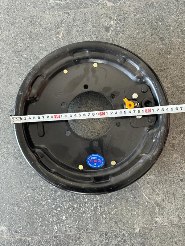 Kompletny zestaw hamucowy do ładowarki 2.jpg