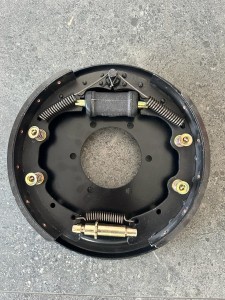 Kompletny zestaw hamucowy do ładowarki.jpg