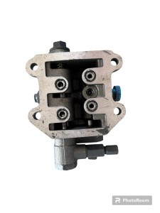 rozdzielacz do skrzyni biegów do ładowarki 1.jpeg